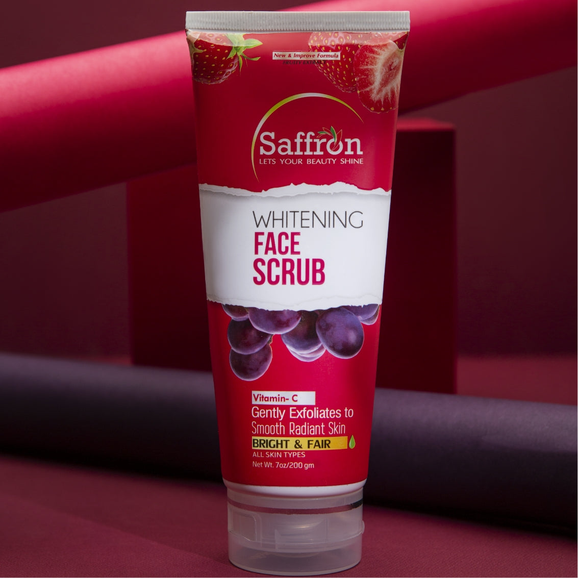 SAFFRON WHITENING SCRUB TUBE 200G